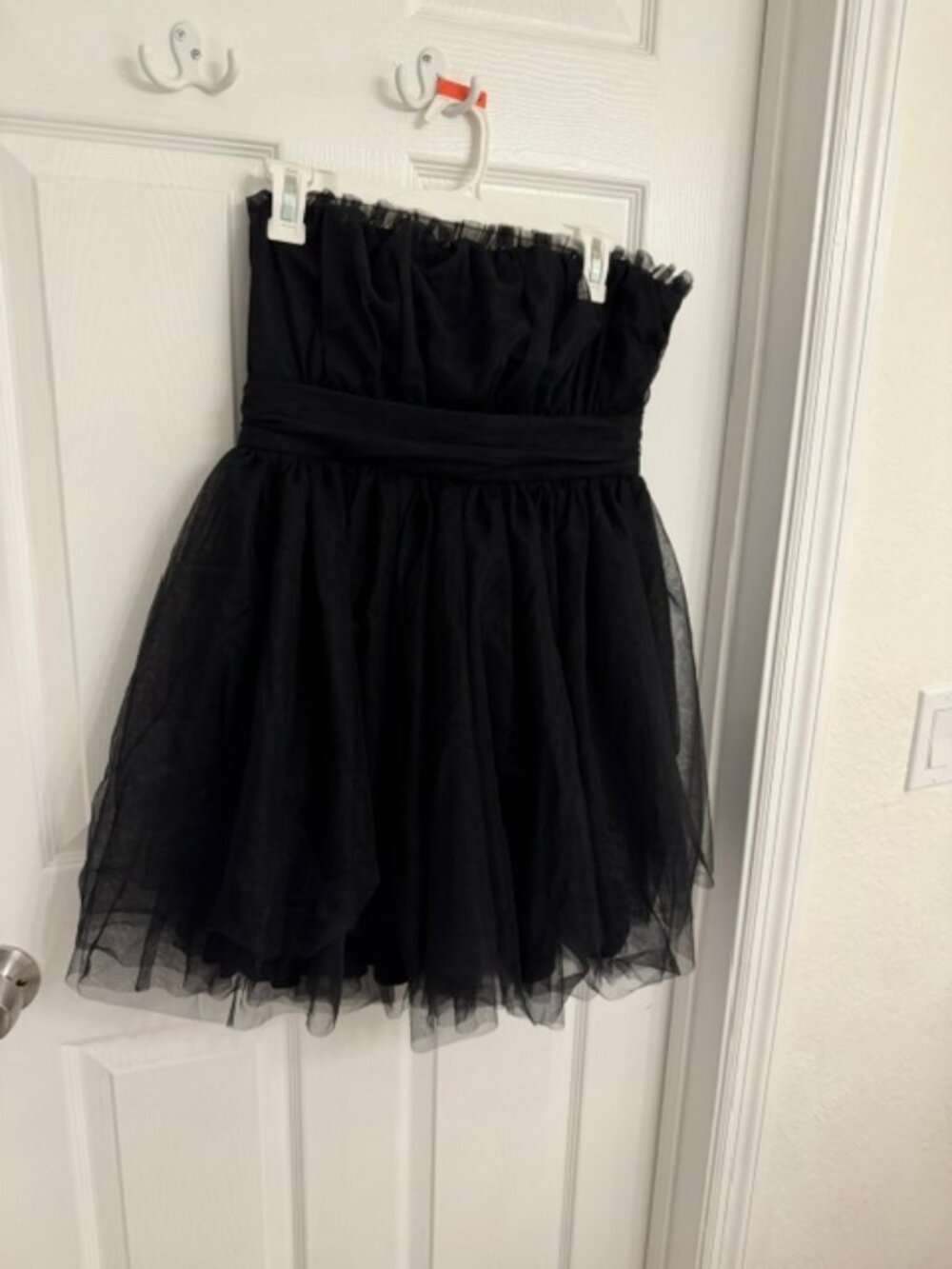 New Black off-shoulder Strapless Cocktail Tulle Dress fully lined Size L